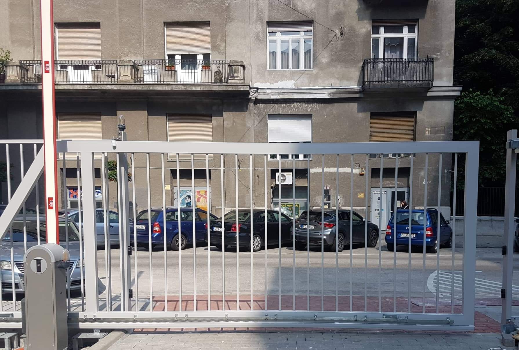 uszokapu, úszókapu